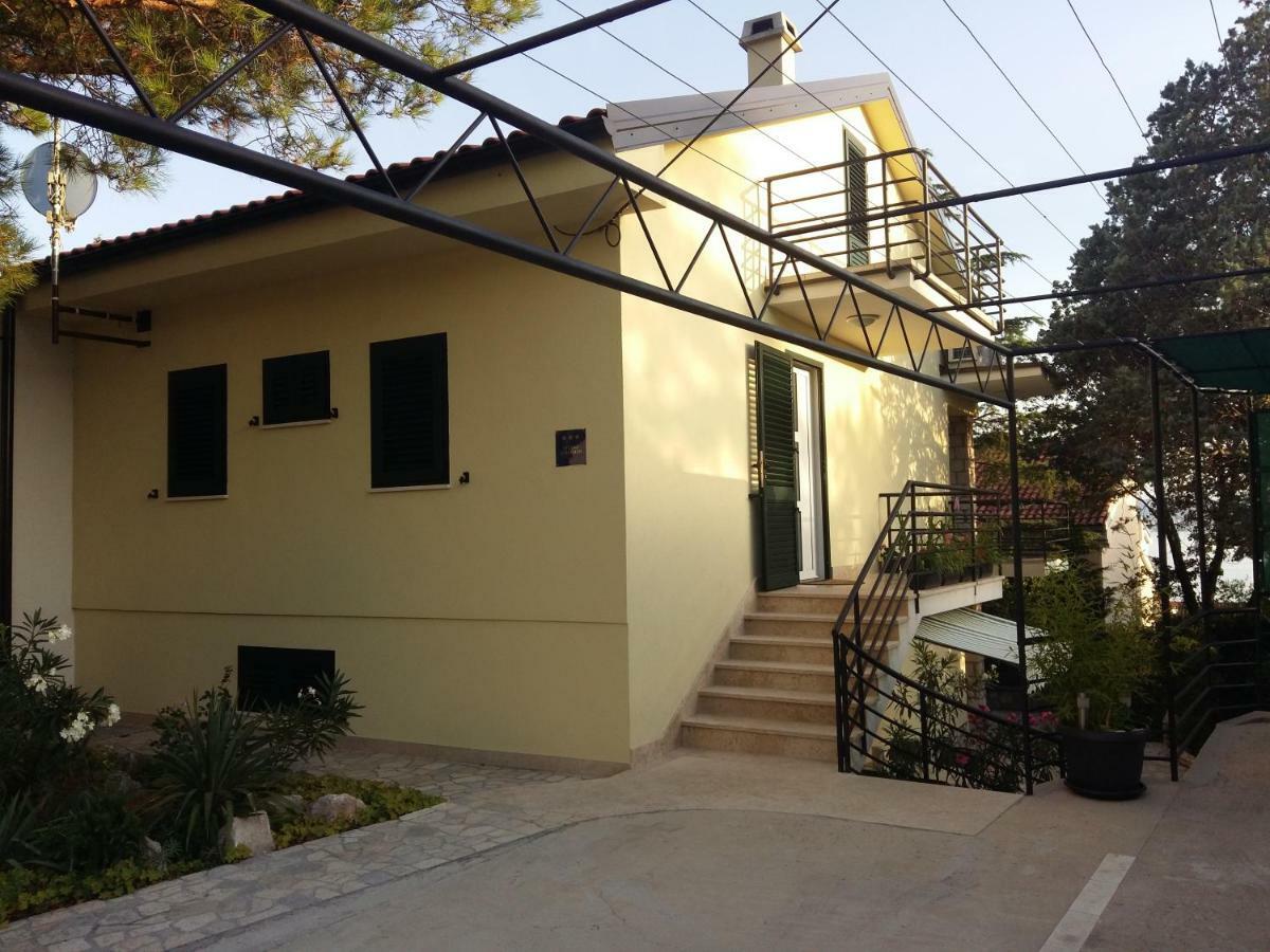 Studio Apartment Dramalj Bagian luar foto